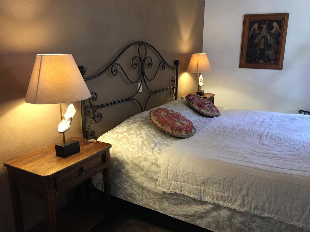 Bed and Breakfast Casa Correo Сан-Міґель-де-Альєнде Екстер'єр фото