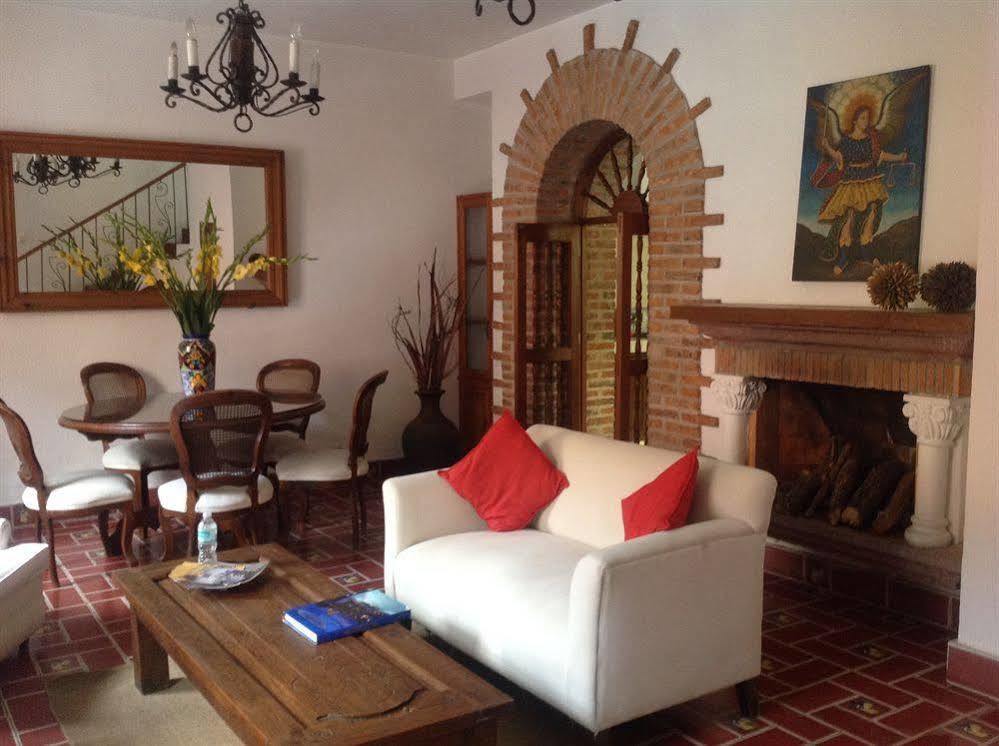 Bed and Breakfast Casa Correo Сан-Міґель-де-Альєнде Екстер'єр фото